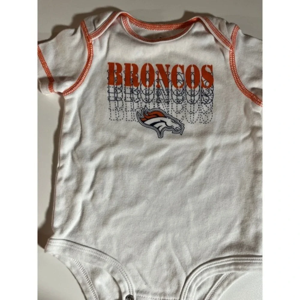 NFL Denver Broncos Baby 12M Orange‎ White 